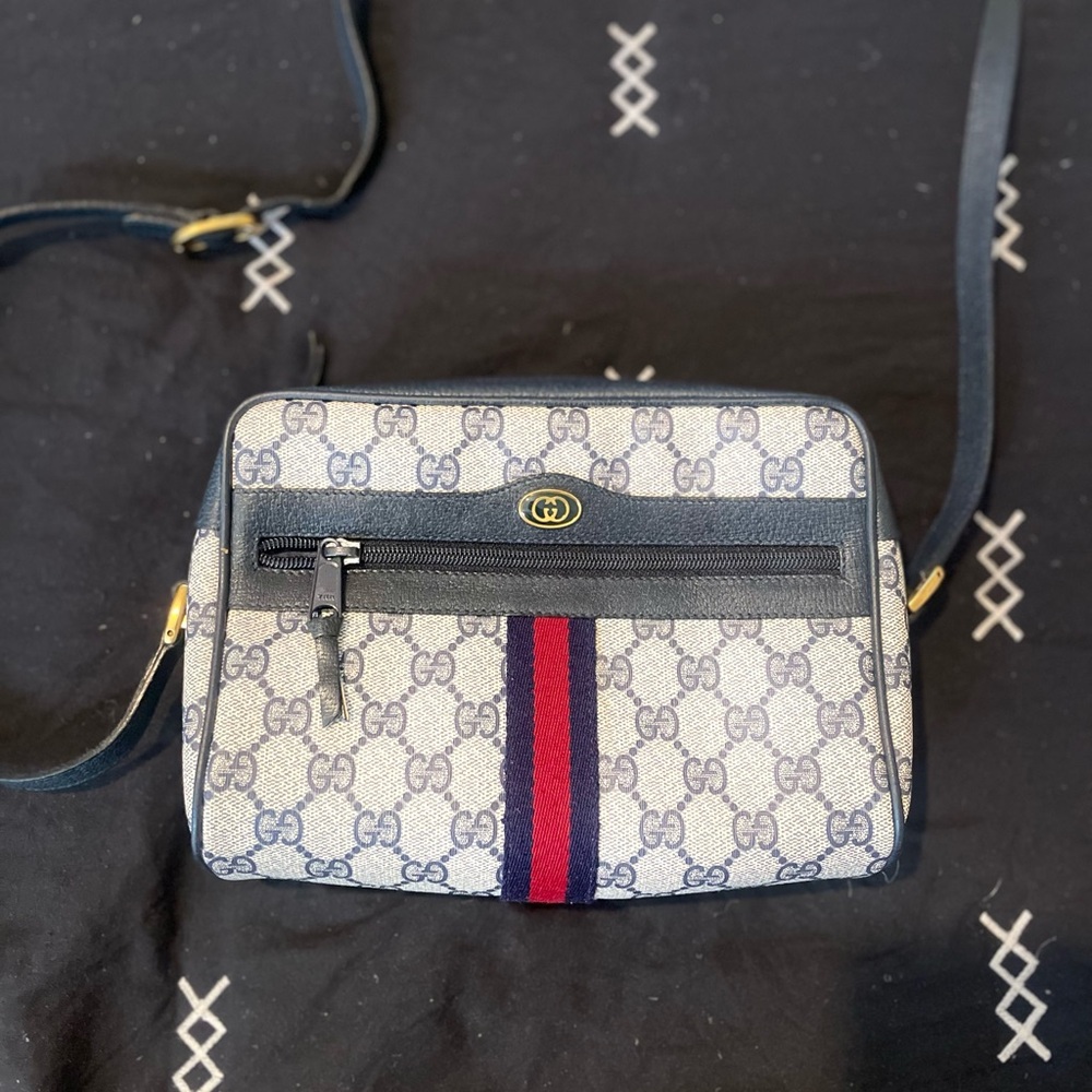 Vintage GUCCI Blue and Red GG Crossbody Bag.